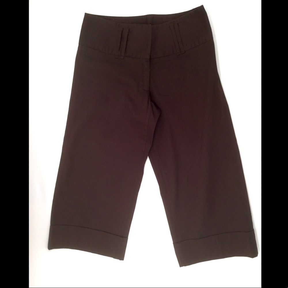 Heart Sole Size 1 Brown Capri Pants